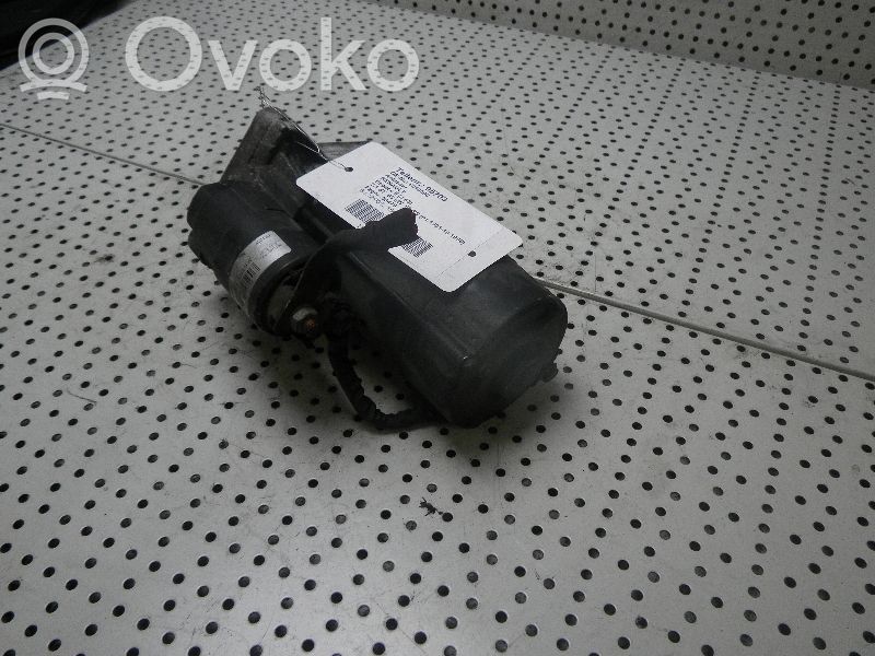 Rozrusznik   8010590