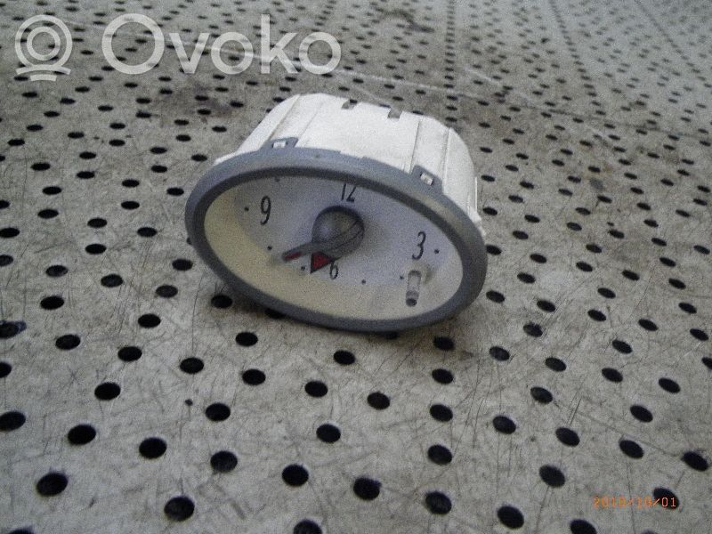 Clock   97KB15000BE