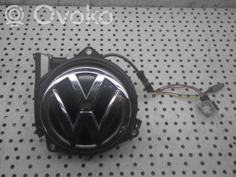Tailgate/boot open switch button   5G0827469E