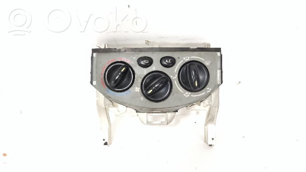 Opel Vivaro Climate control unit 