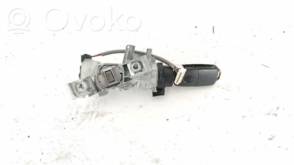 Volkswagen Golf VI Užvedimo spynelė 