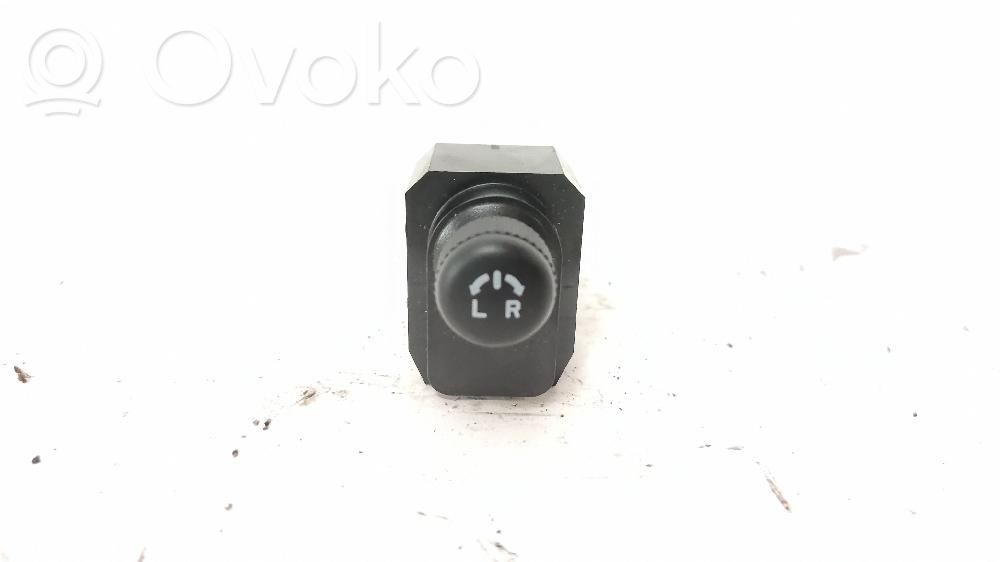 Suzuki Ignis Wing mirror switch 