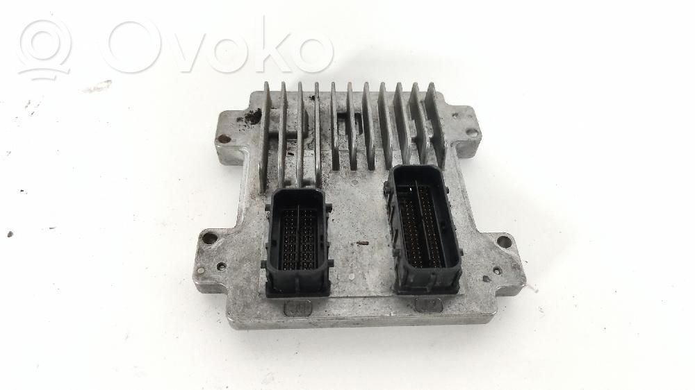 Opel Corsa D Unidad de control/módulo del motor 