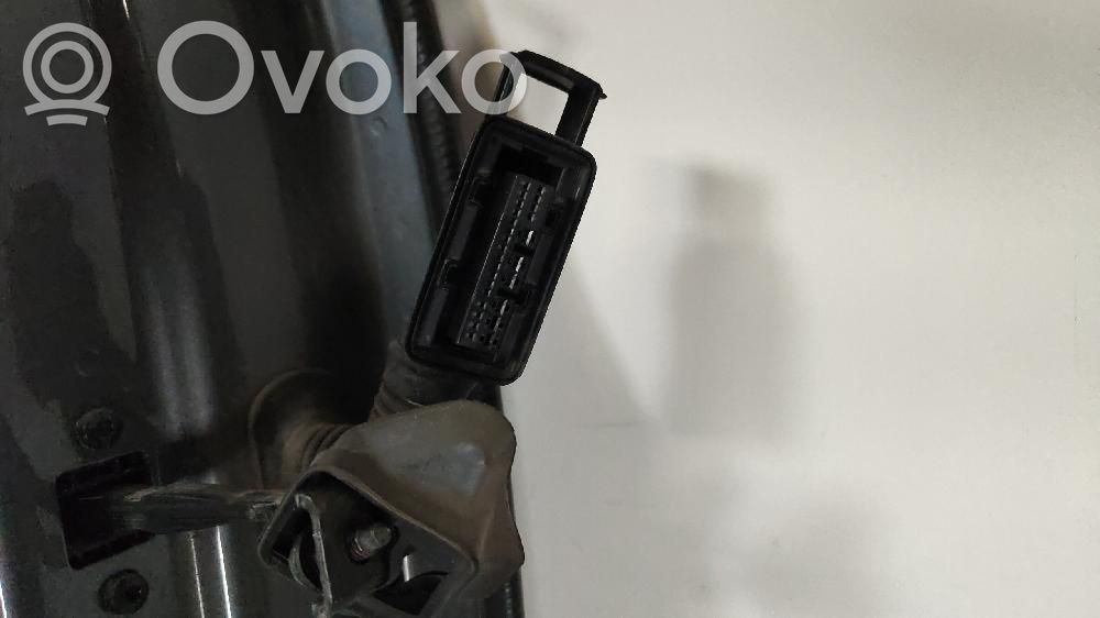 Seat Leon (5F) Aizmugurējās durvis 