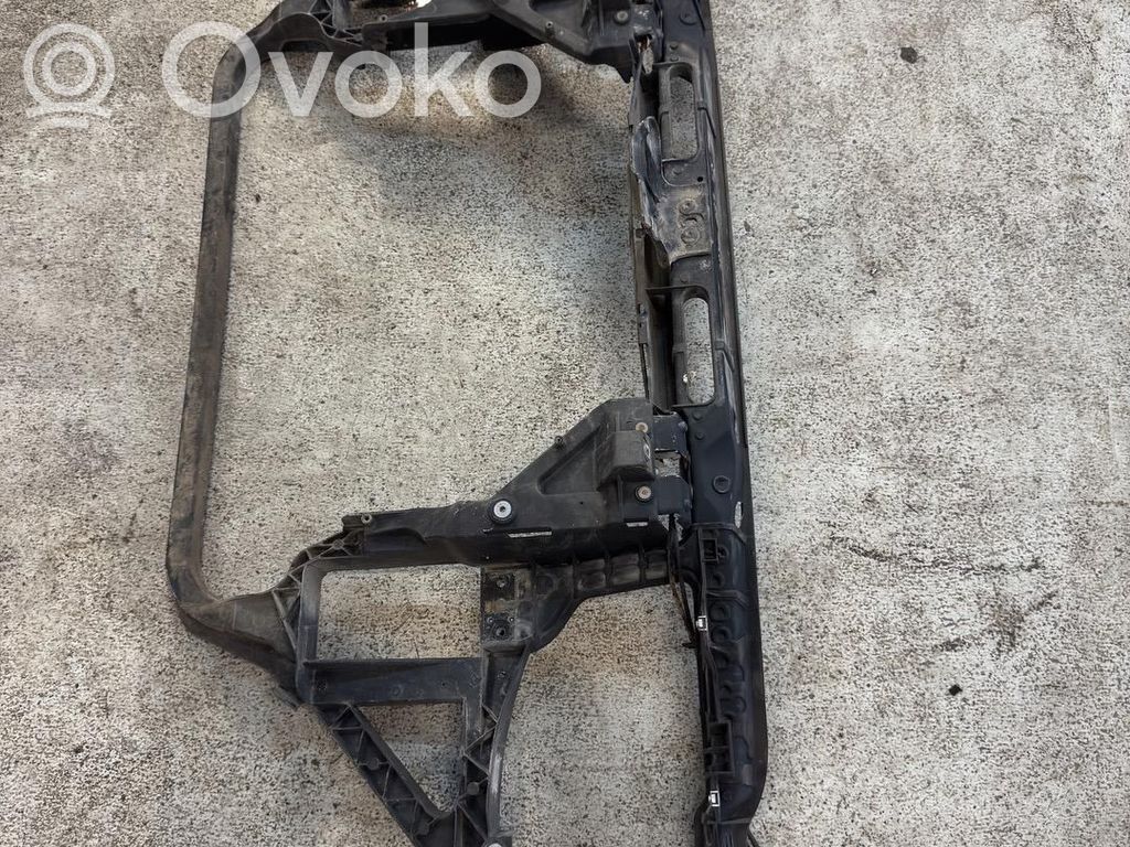 BMW X3 E83 Radiatoru panelis 