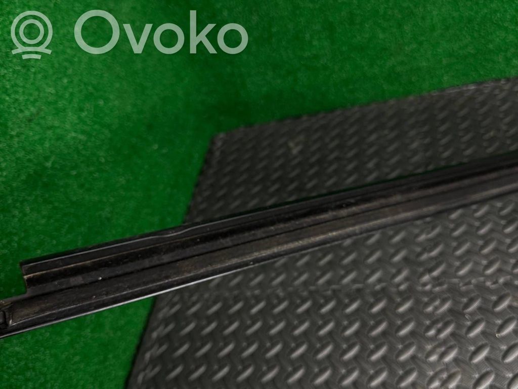 Audi A6 S6 C7 4G Listwa / Uszczelka szyby drzwi tylnych 