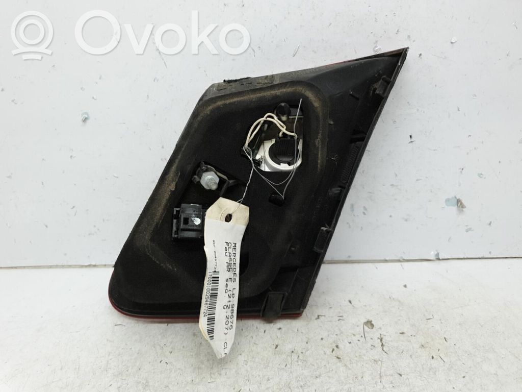Mercedes-Benz E W212 Lampy tylnej klapy bagażnika 
