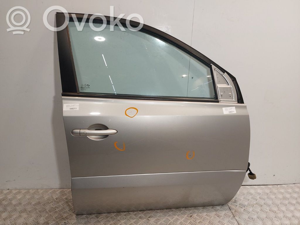 Puerta delantera   801008616R