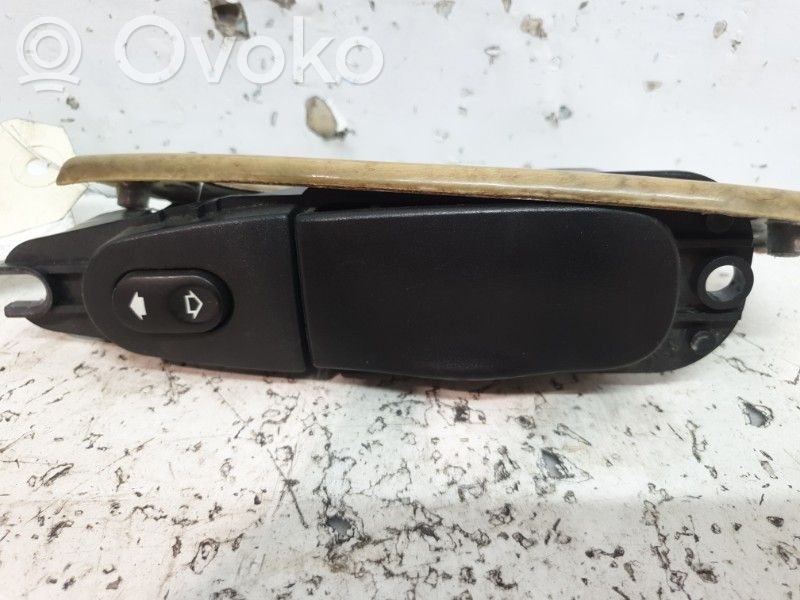 Electric window control switch   XR82107