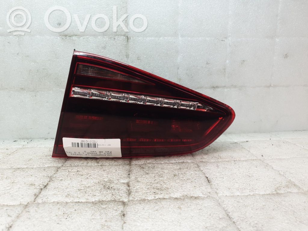 Volkswagen Golf VII Lampy tylnej klapy bagażnika 