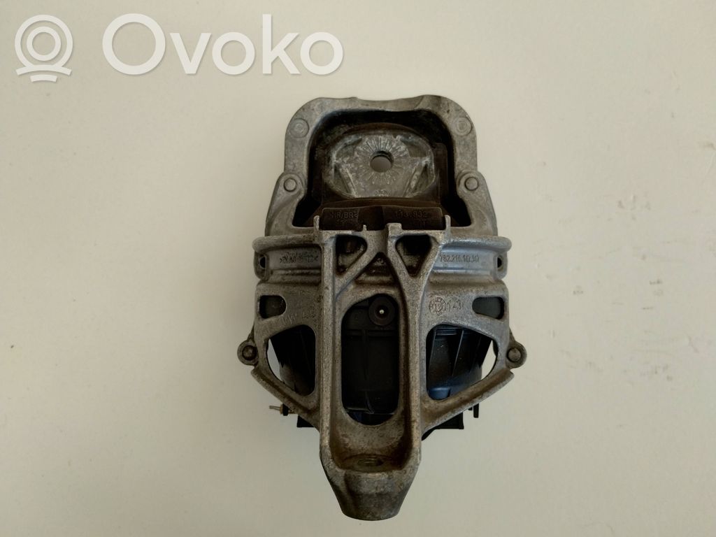 Audi A4 S4 B9 8W Engine mount vacuum valve 