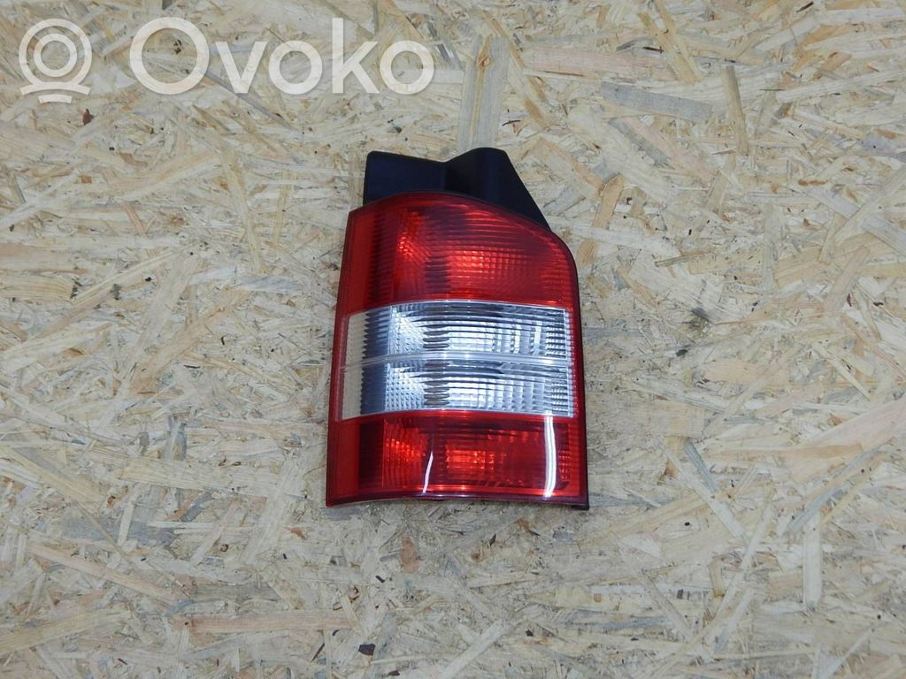 Volkswagen Multivan T5 Galinis žibintas kėbule 