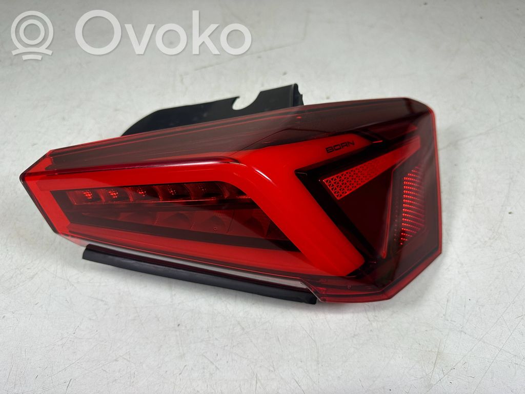 Cupra Born Rear/tail lights 