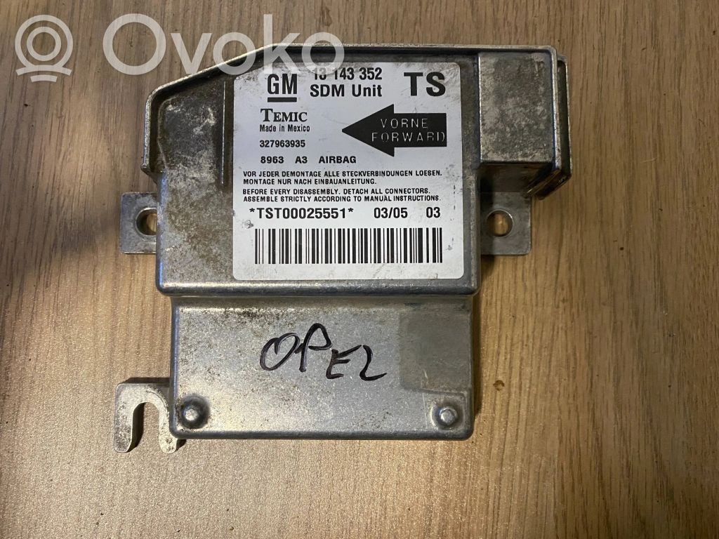 Opel Meriva A Airbag control unit/module 