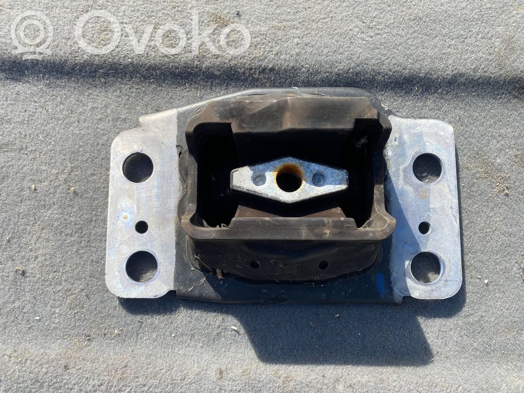 Dzinēja spilvens   30680699,30680700,6G9L7M121AC