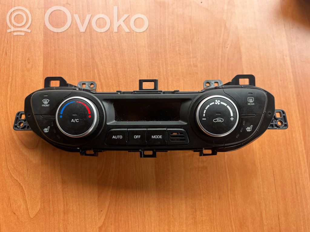 Hyundai i10 Panel klimatyzacji 