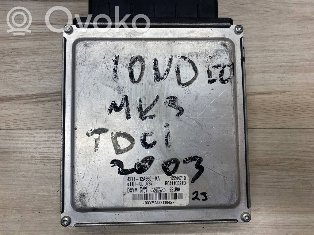 Ford Mondeo Mk III Engine control unit/module 