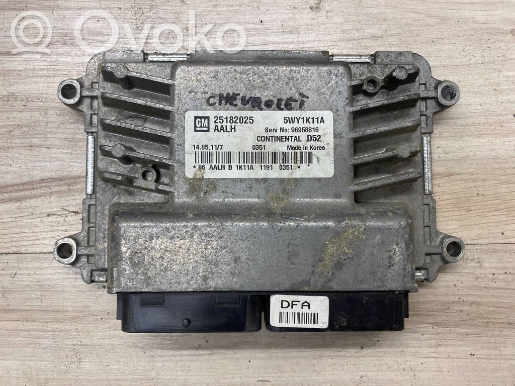 Engine control unit/module   5WY1K11A,25182025,1405117