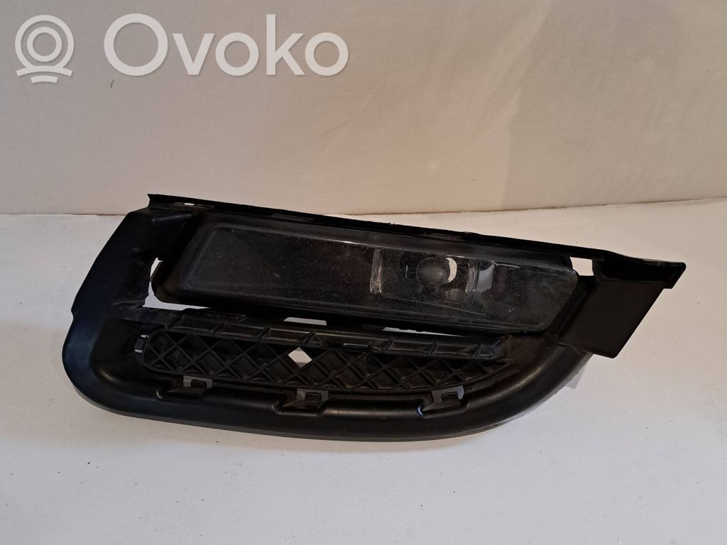 BMW 1 E81 E87 Miglas lukturis priekšā 