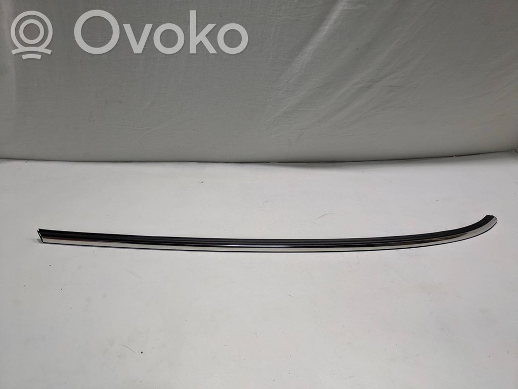 Listwa błotnika tylnego   25894910
