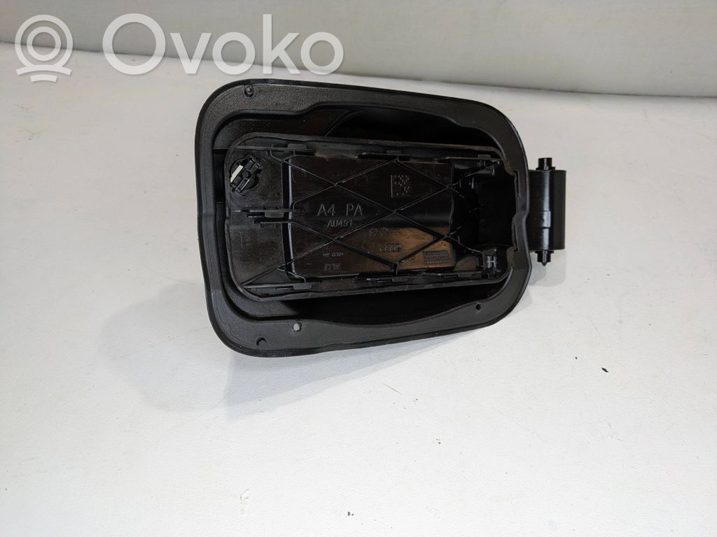Audi A4 Allroad Klapka wlewu paliwa 
