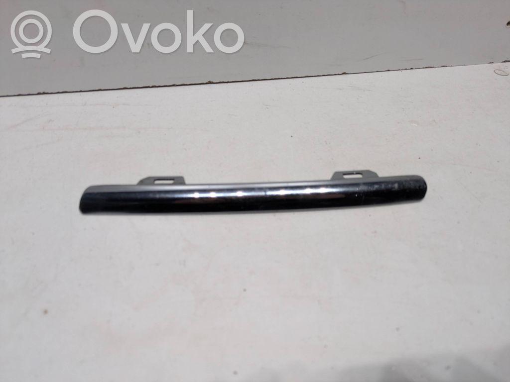 Ford Focus Augšējais režģis 