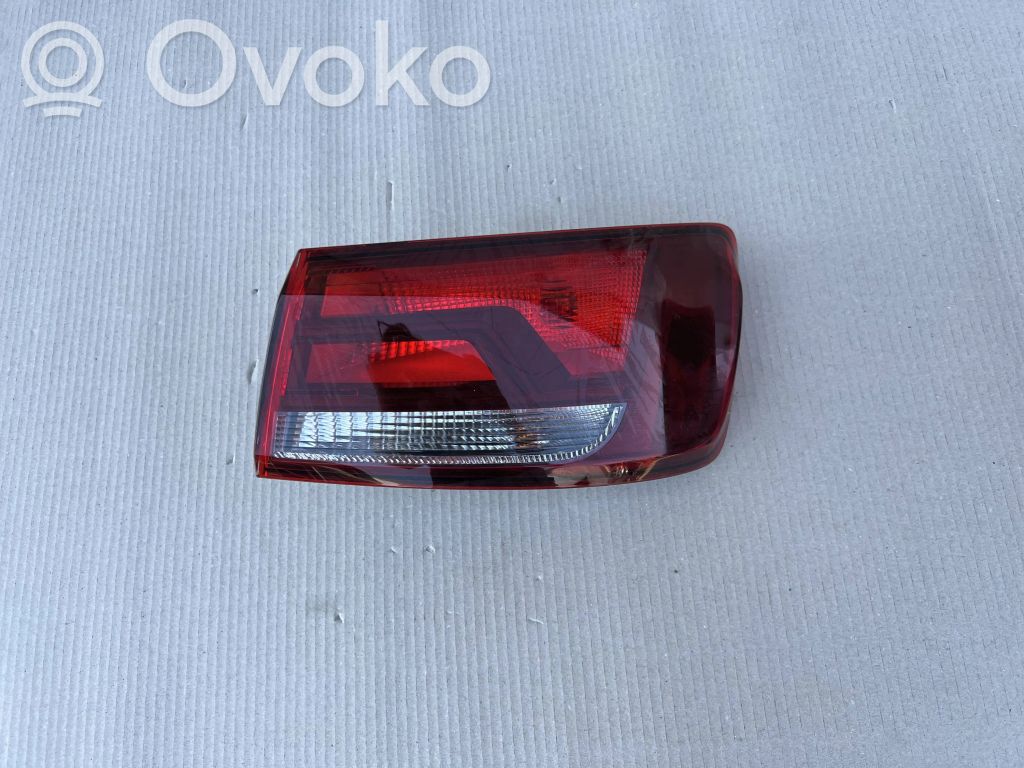 Lampa tylna   8V5945096,81190201,0002850