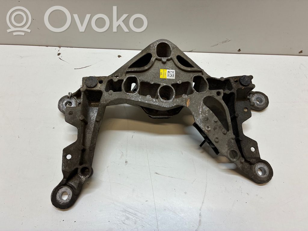 Audi A4 S4 B9 Gearbox mounting bracket 