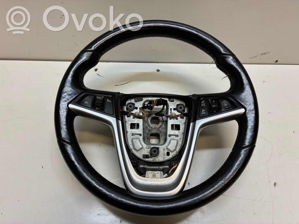 Ohjauspyörä   13305810