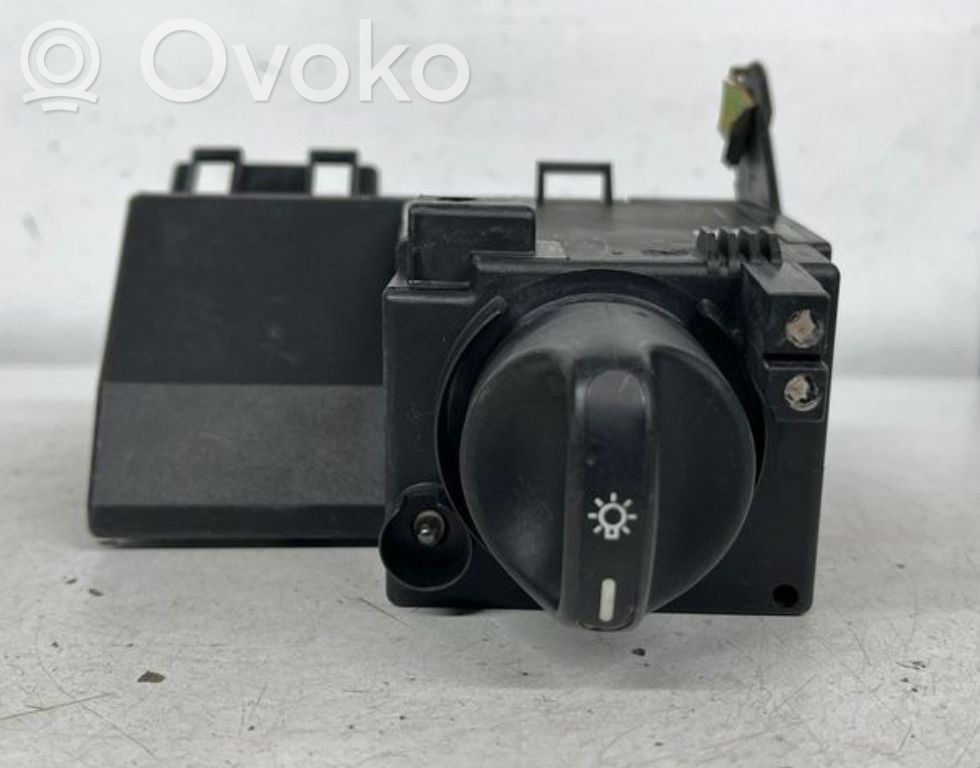 Interruptor de luz   2105451404,A2105451404
