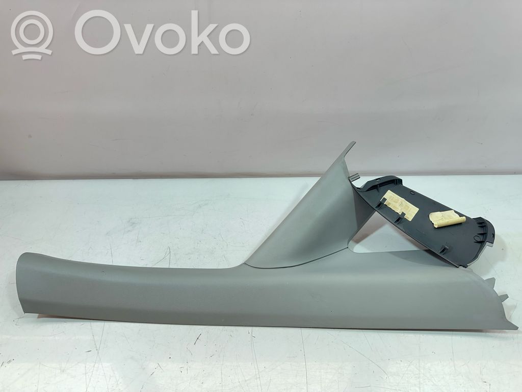 Mercedes-Benz Vito Viano W639 Osłona słupka szyby przedniej / A 