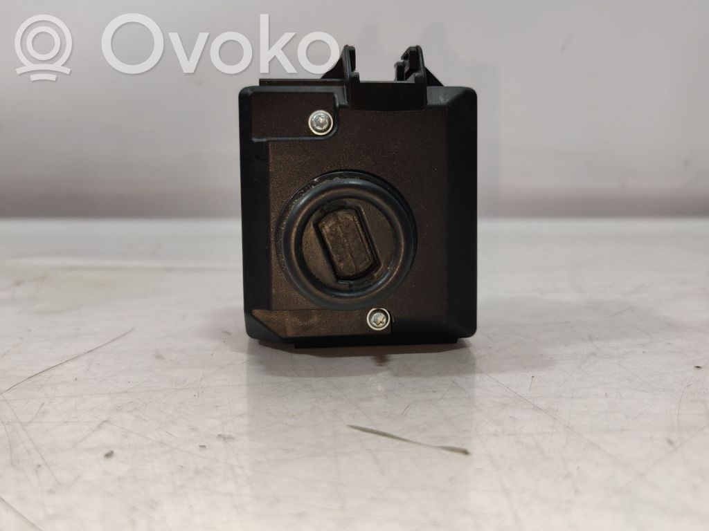 Mercedes-Benz GLK (X204) Ignition lock 