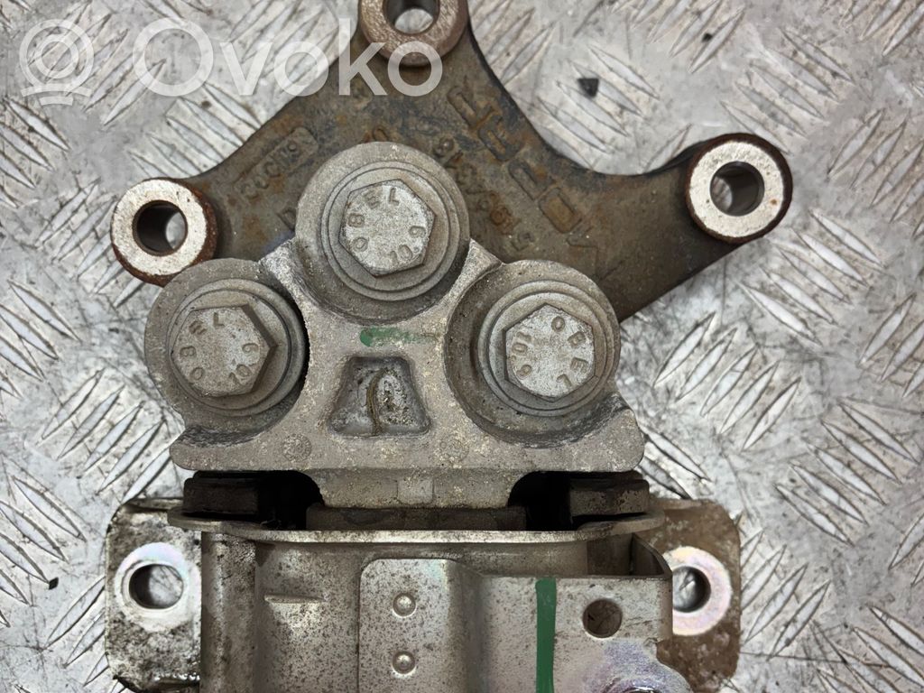 Fiat Tipo Engine mount bracket 