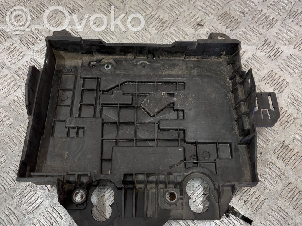 Akumulatora kaste   8200314273,62893