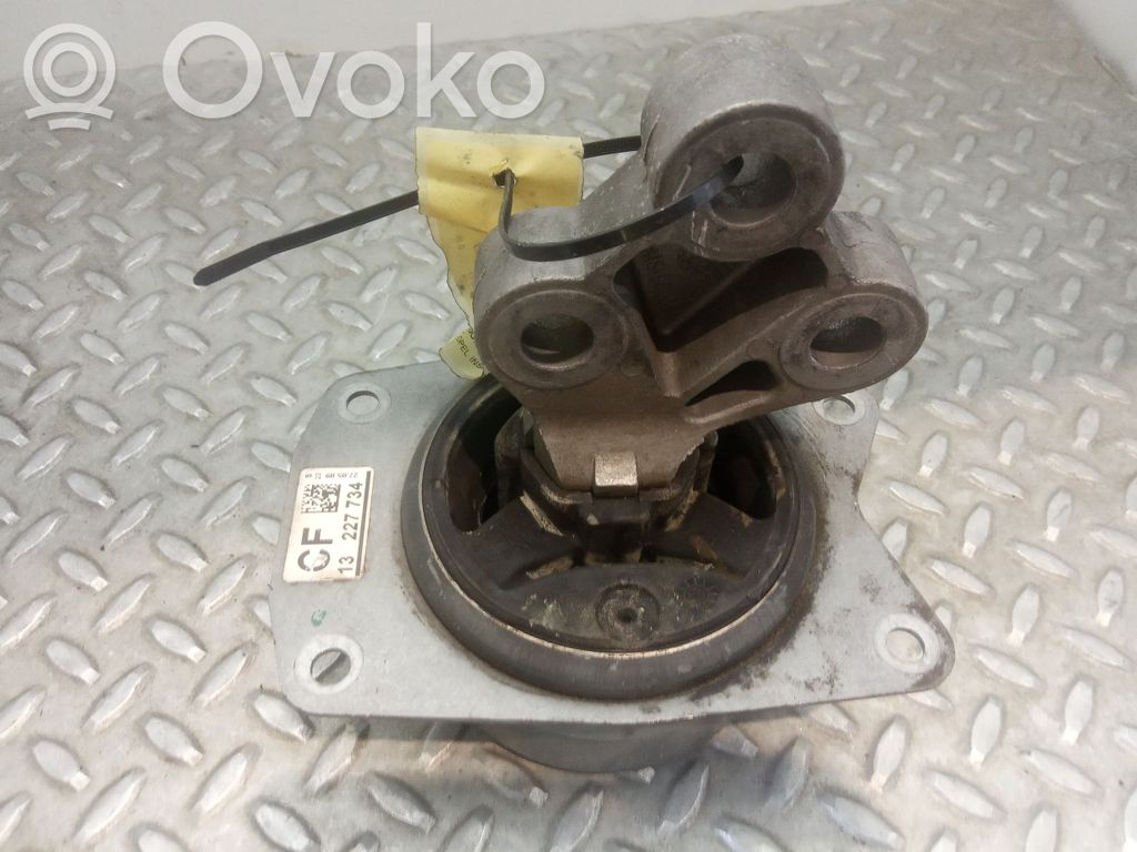 Opel Insignia A Supporto di montaggio del motore 
