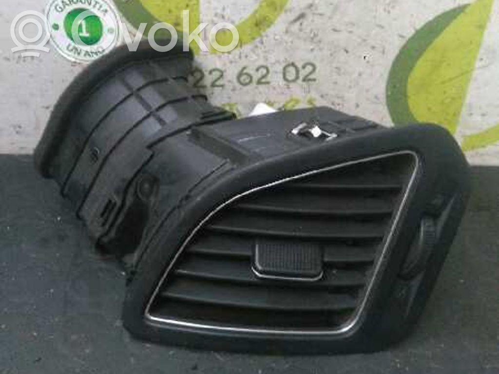 Hyundai ix35 Owiewka / Deflektor powietrza szyberdachu 