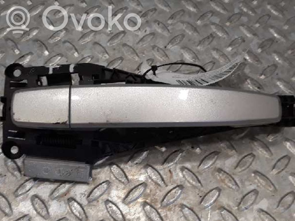 Opel Corsa D Maniglia esterna per portiera posteriore 