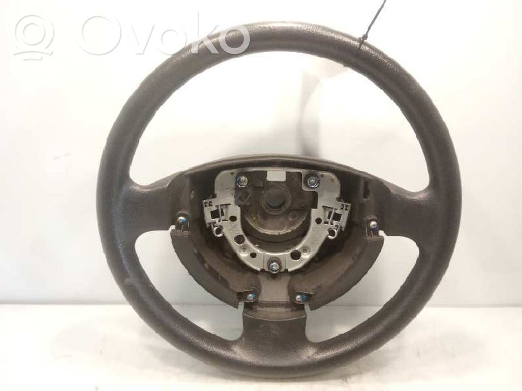 Volkswagen Fox Ohjauspyörä 