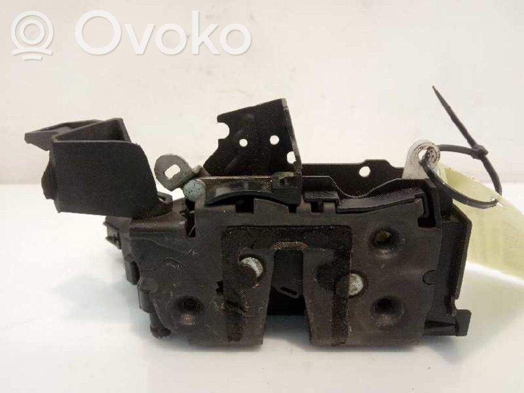Ford Focus Etuoven lukko 