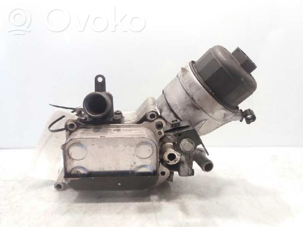 Opel Corsa D Radiatore dell’olio del motore 