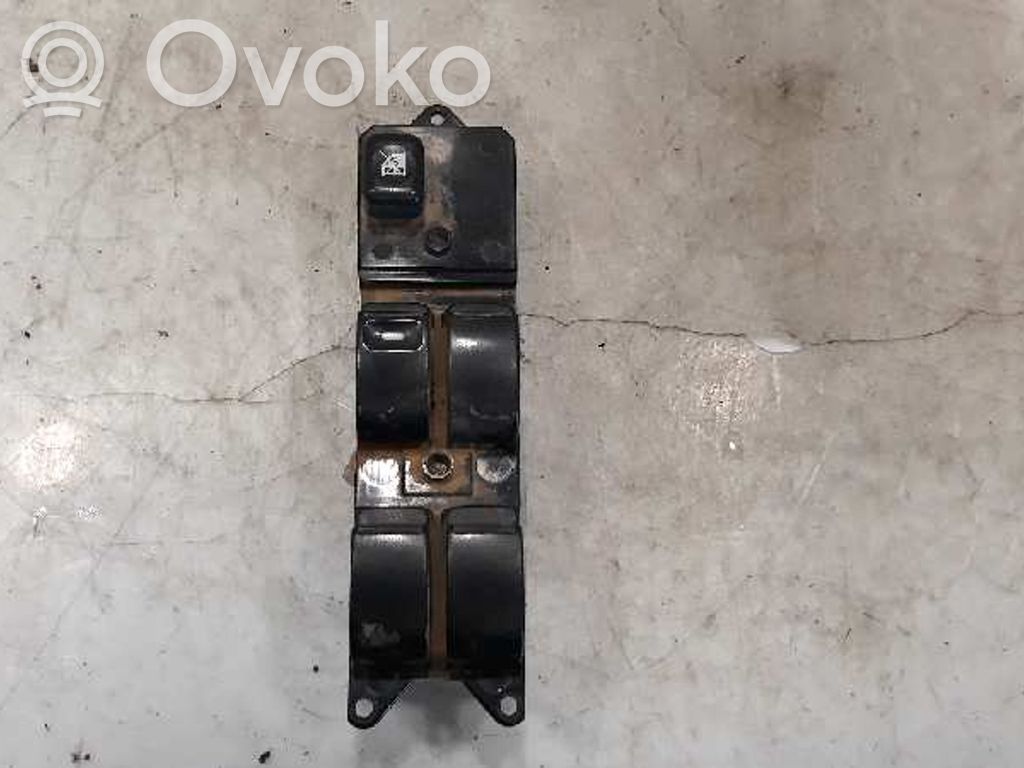 Electric window control switch   C8DD370M,0567D1