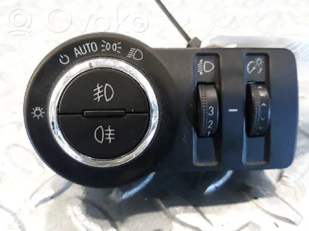Comutator lumini bord   13268702,13268702,251507