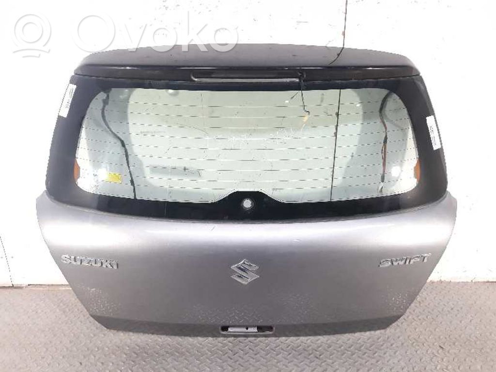 Suzuki Swift I Puerta del maletero/compartimento de carga 