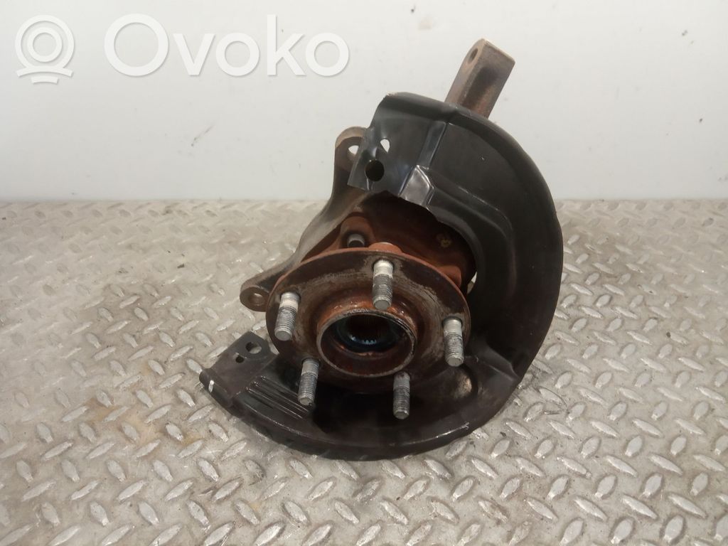 Mitsubishi Grandis Achsschenkel vorne 