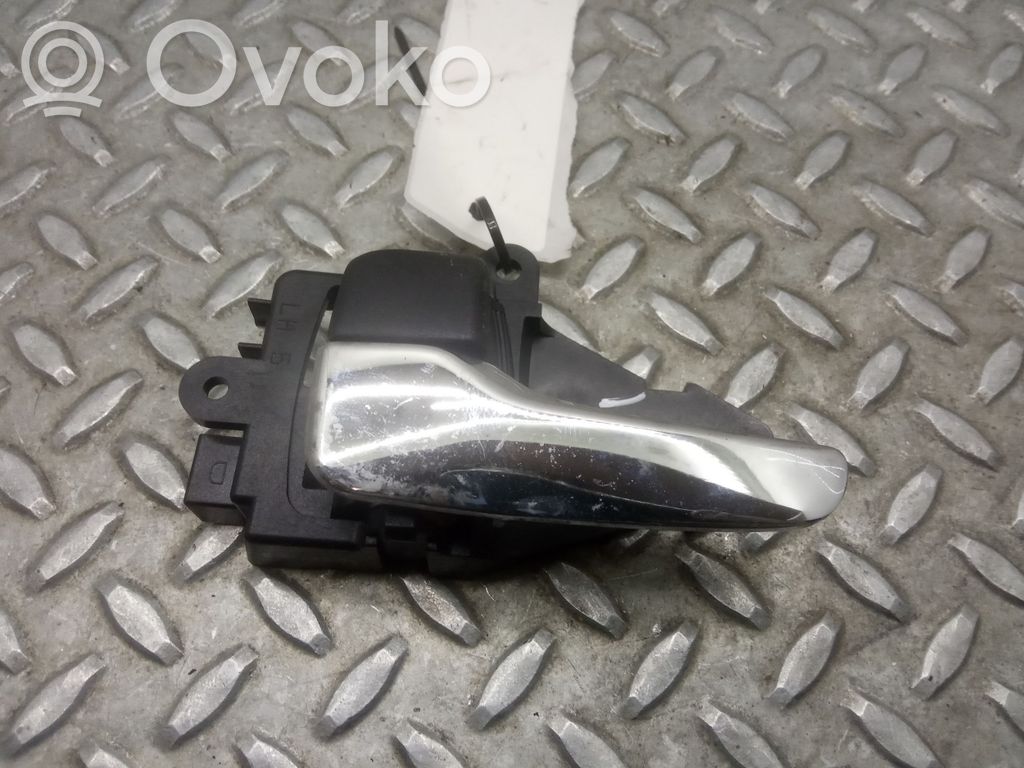 Mitsubishi Grandis Manecilla interna puerta trasera 