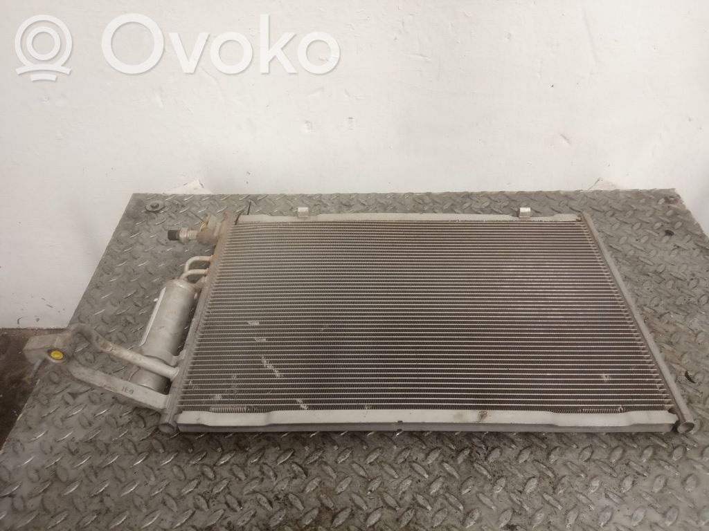 Ford Fiesta Skraplacz / Chłodnica klimatyzacji 