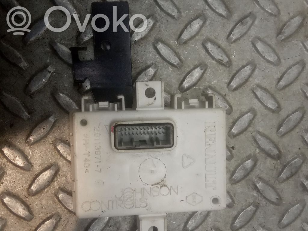 Renault Megane III Calculateur moteur ECU 