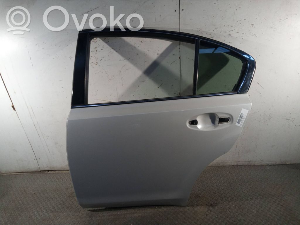 Subaru Legacy Puerta trasera 