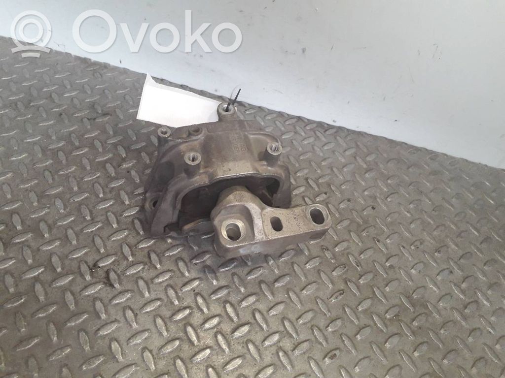 Volkswagen Passat Alltrack Suport tampon motor 