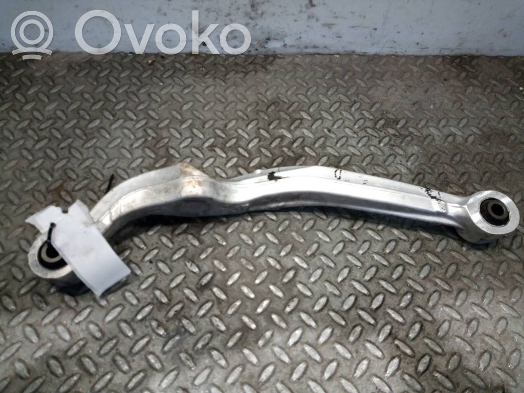 Nissan Qashqai+2 Braț control spate 